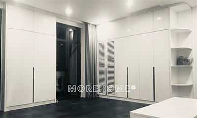 Thi công tủ quần áo acrylic màu trắng đẹp
