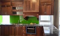 Hoàn thiện tủ bếp gỗ óc chó cho nhà ở Đà Nẵng